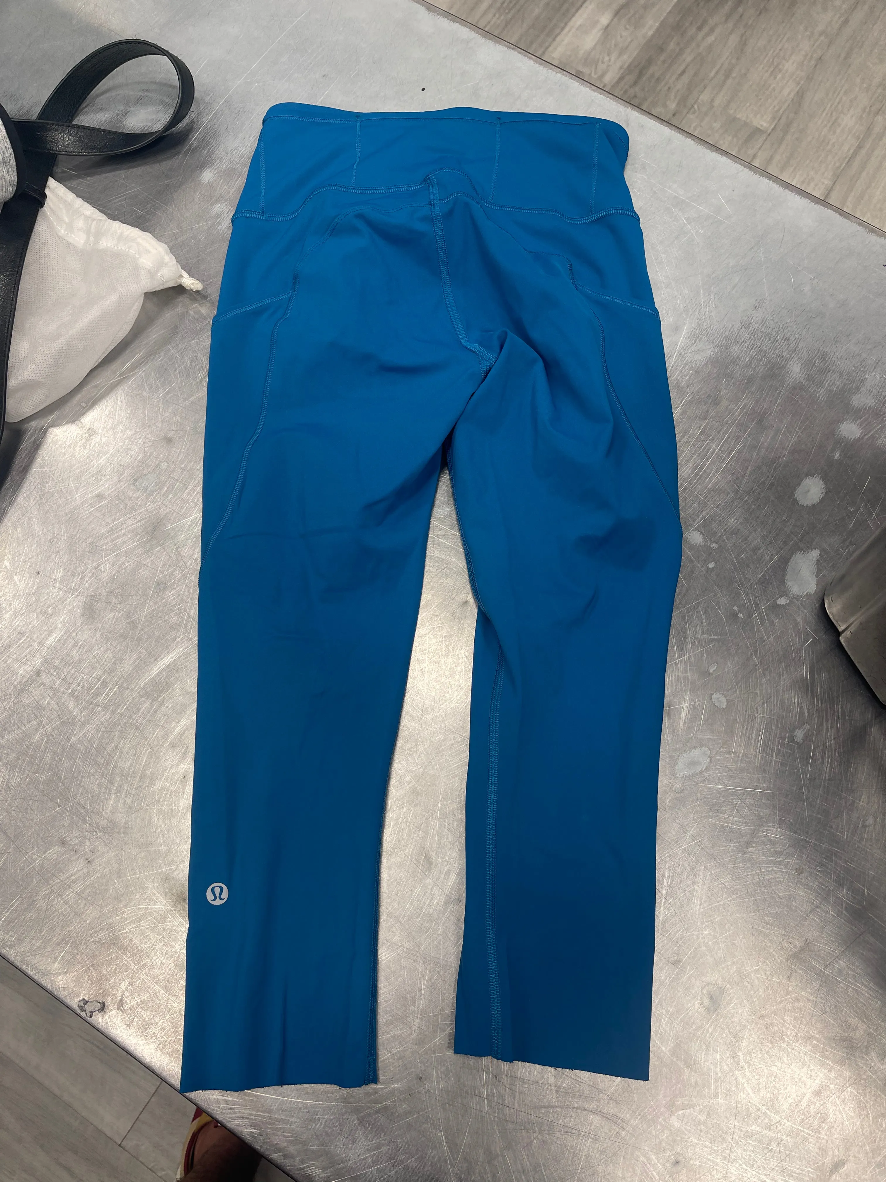 Lulu Lemon Athletic Pants Size 4 9382