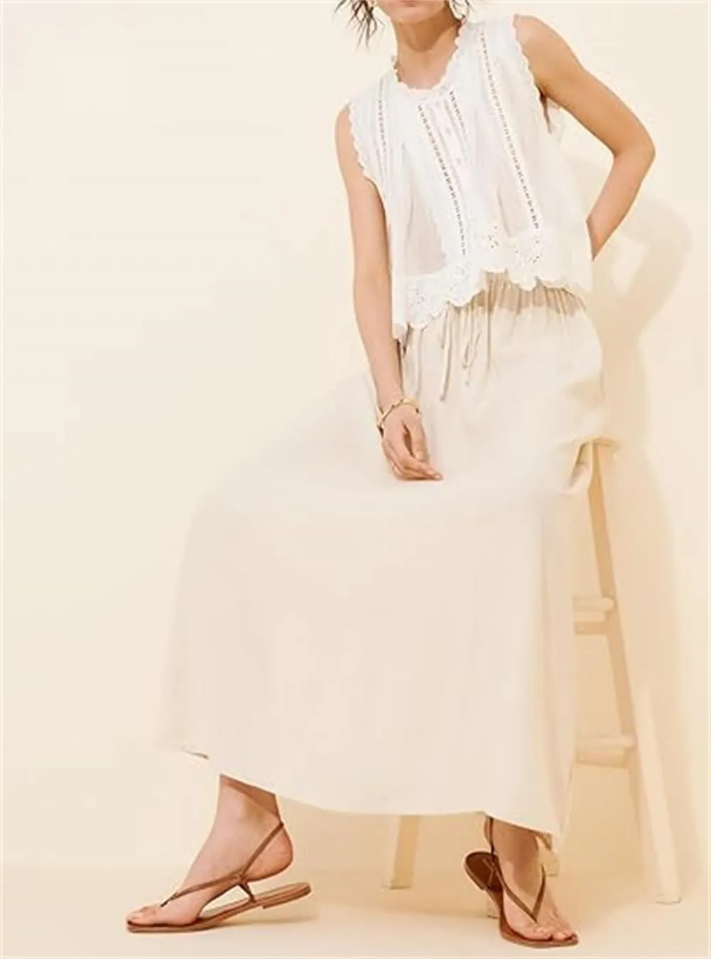 Women Lace Trim Tank Top Vneck Sleeveless Eyelet Embroidery Peplum Shirt Y2k Going Out Vacation Flowy Cami Shirt