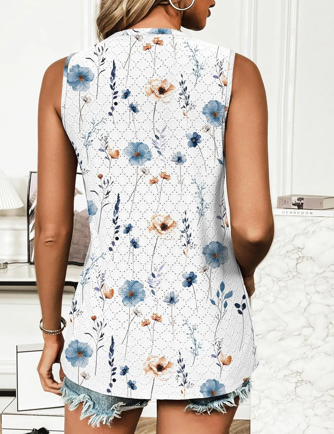 Zeagoo Tank Tops for Women Sleeveless Eyelet Shirts High Neck Cute Summer Top Loose Fit S-XXL